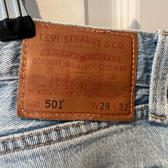 Levis Jeans 501s W29 L32 - Picture 11 of 11